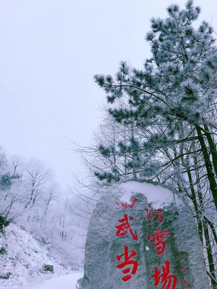 湖北省内唯一可以滑雪泡温泉的宝藏小县城一到冬天简直美翻